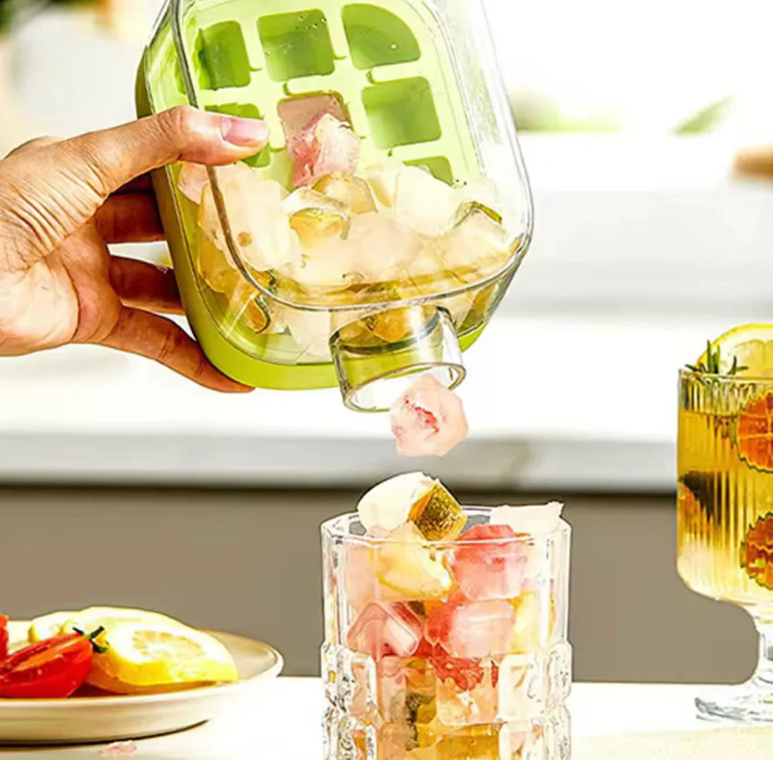 2-in-1 Ice Maker Bottle